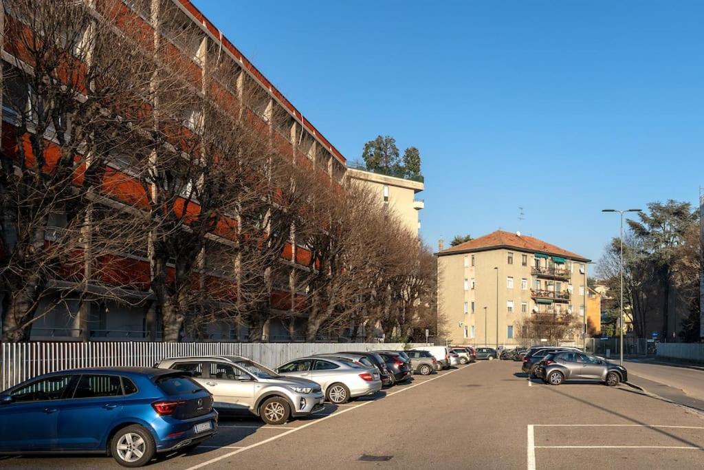 Duomo-PortaromanaXxl Home Terrace & Free Parking Милан Экстерьер фото